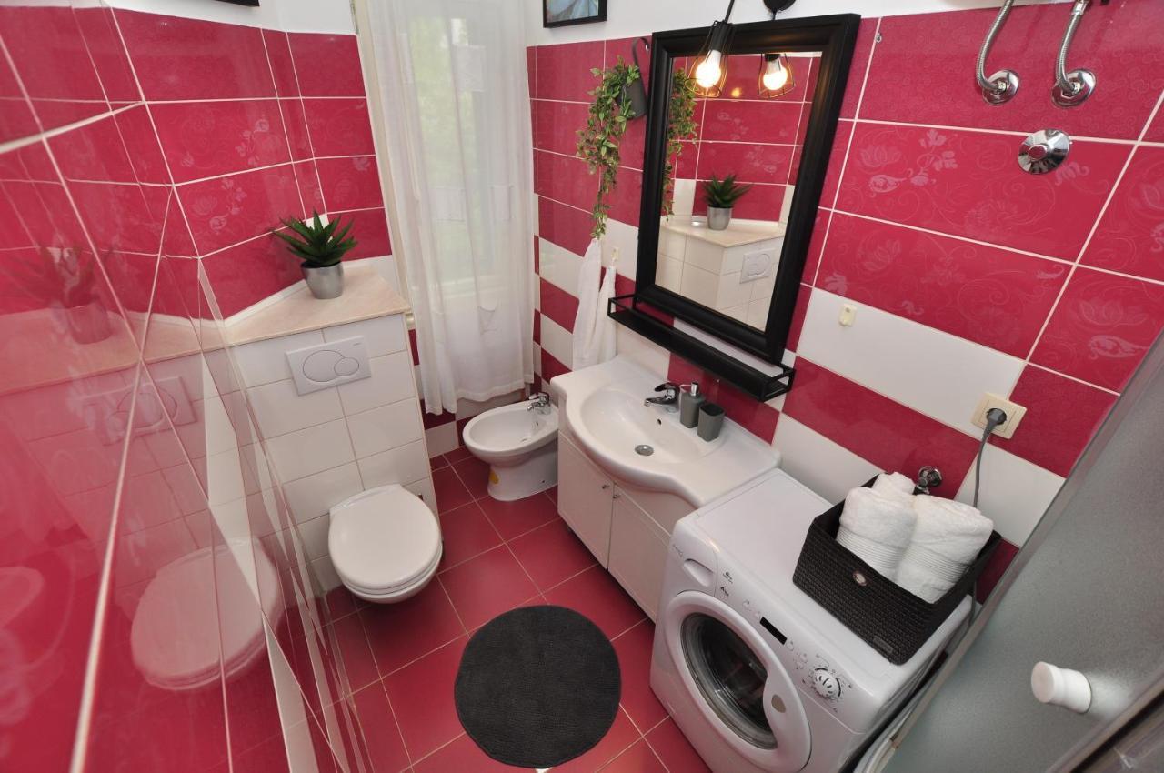 Apartment Moel Сплит Екстериор снимка