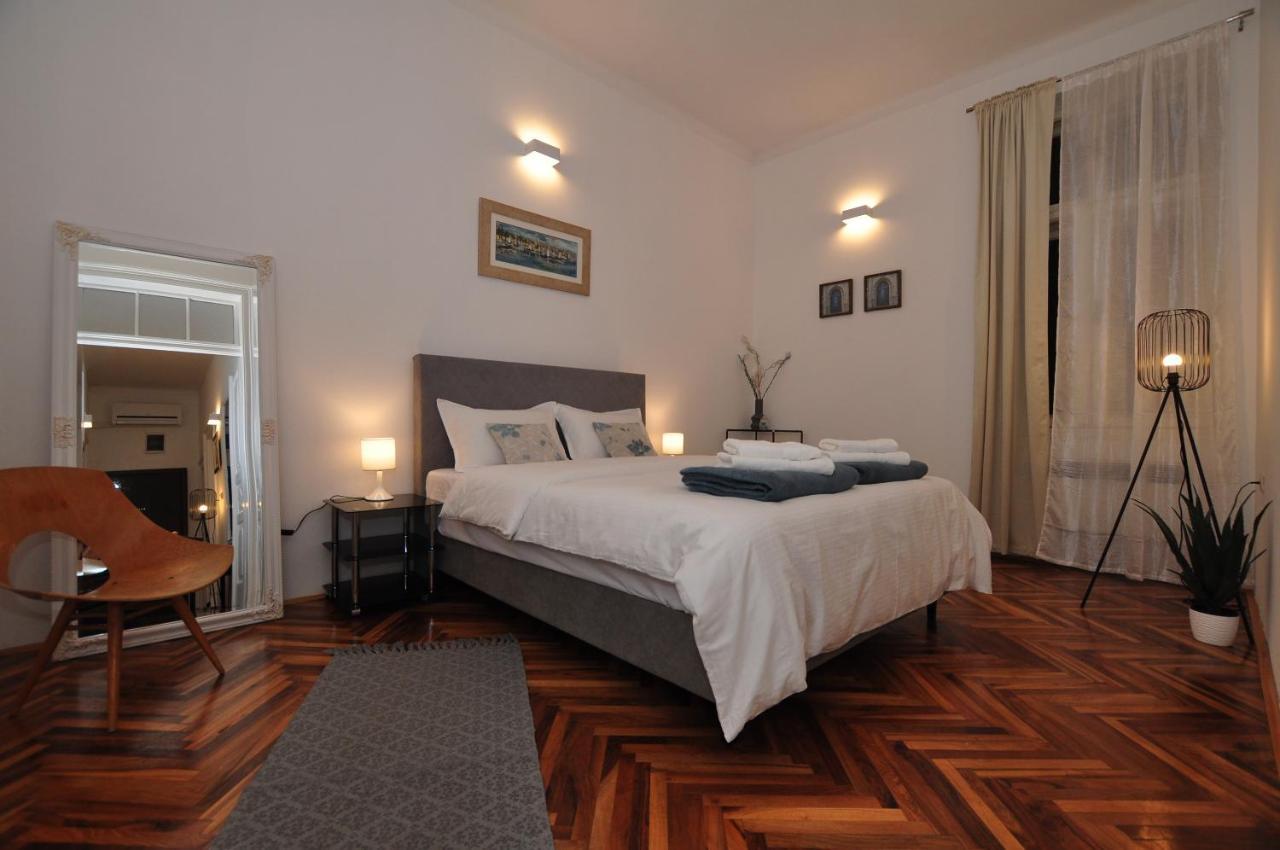 Apartment Moel Сплит Екстериор снимка