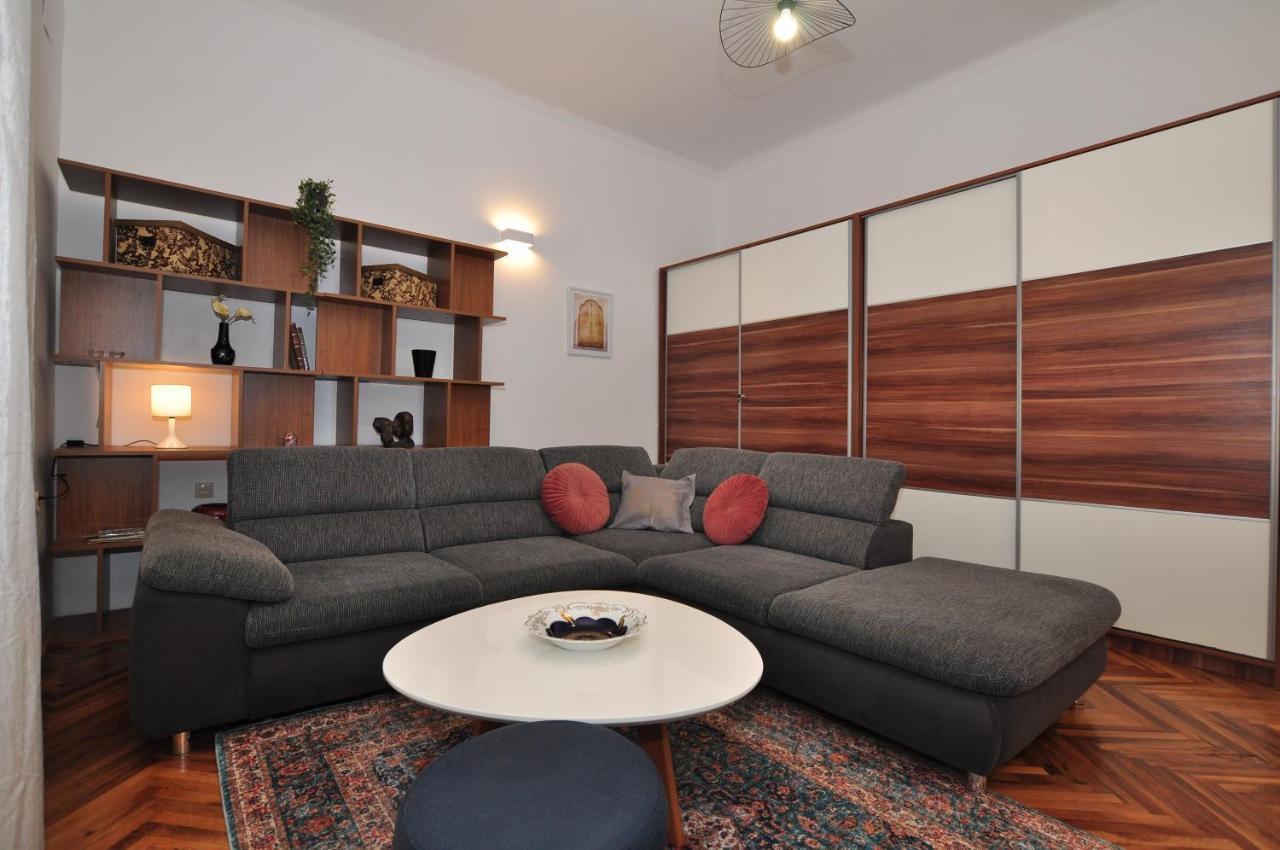 Apartment Moel Сплит Екстериор снимка